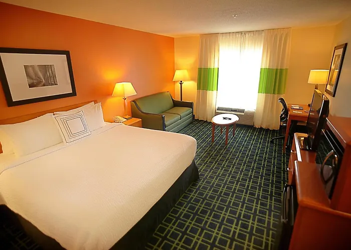 Fairfield & Rend Hotel 3*
