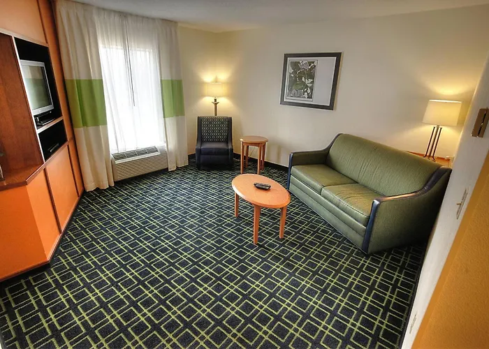 Fairfield & Rend Hotel Mount Vernon