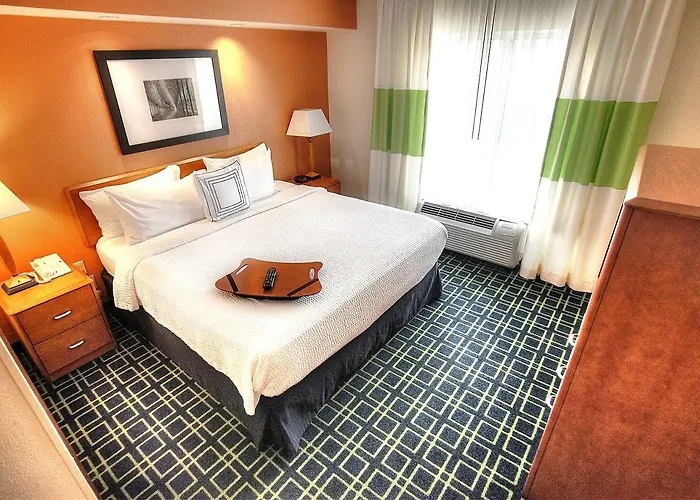Fairfield & Rend Hotel Mount Vernon