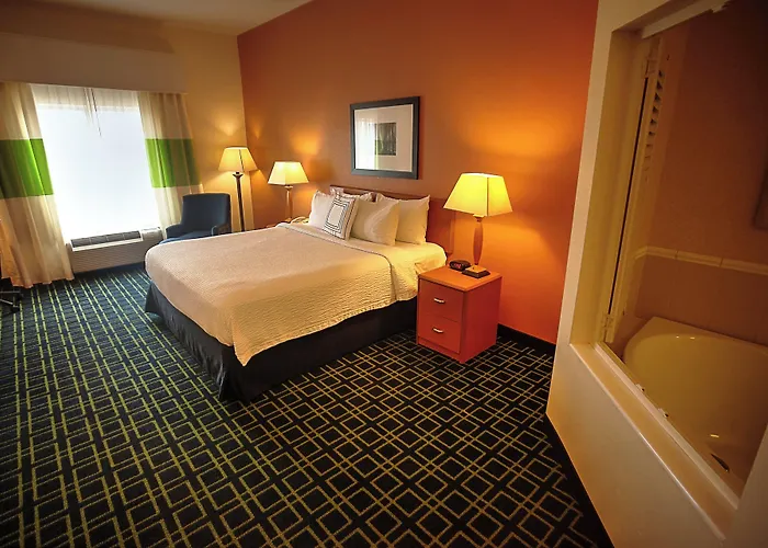 Hotel Fairfield & Rend 3*